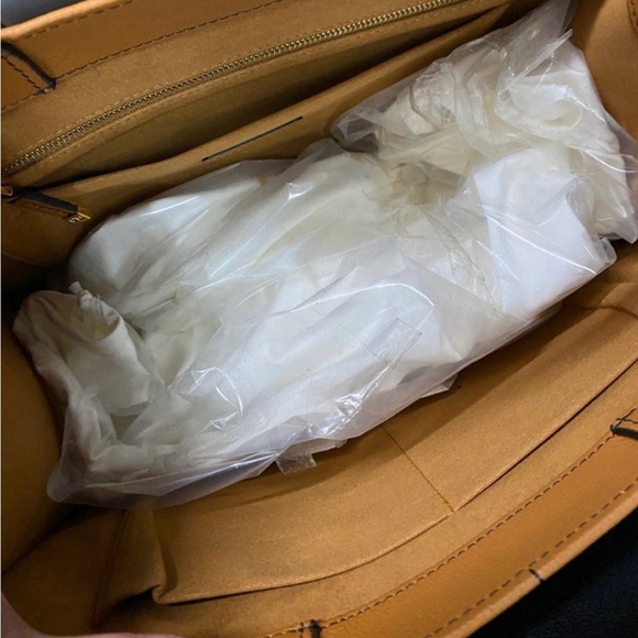 RARE! 👀 Dior Large D Jungle Pop Leather book tote w/COA Limited Edition 🦋 - Picture 10 of 10